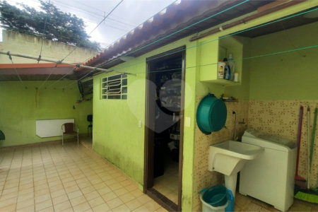 Casa à venda com 4 quartos, sendo 1 suíte,  em Vila Rosália, Guarulhos, SP