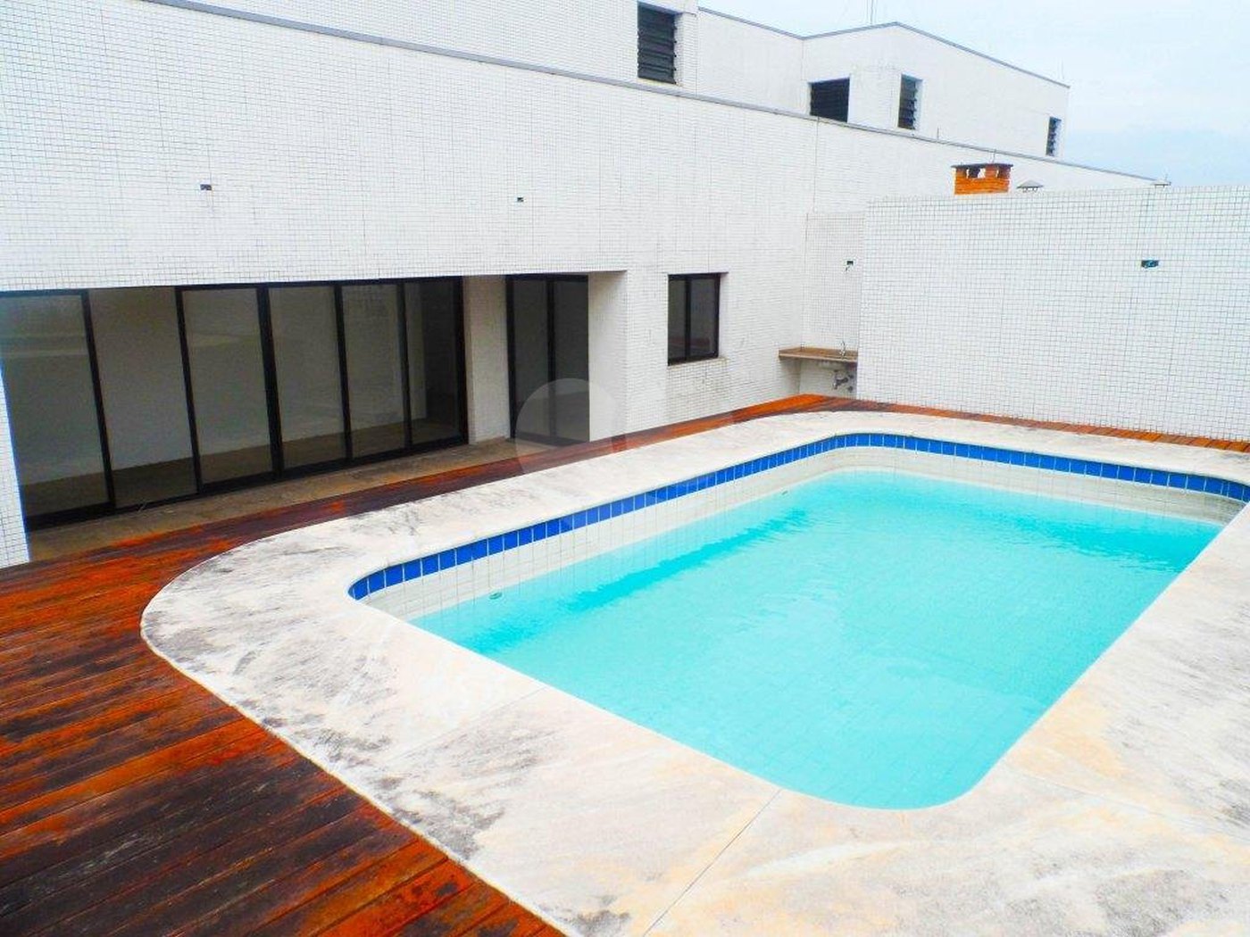 Cobertura à venda com 6 suítes em Jardim Marajoara, São Paulo, SP