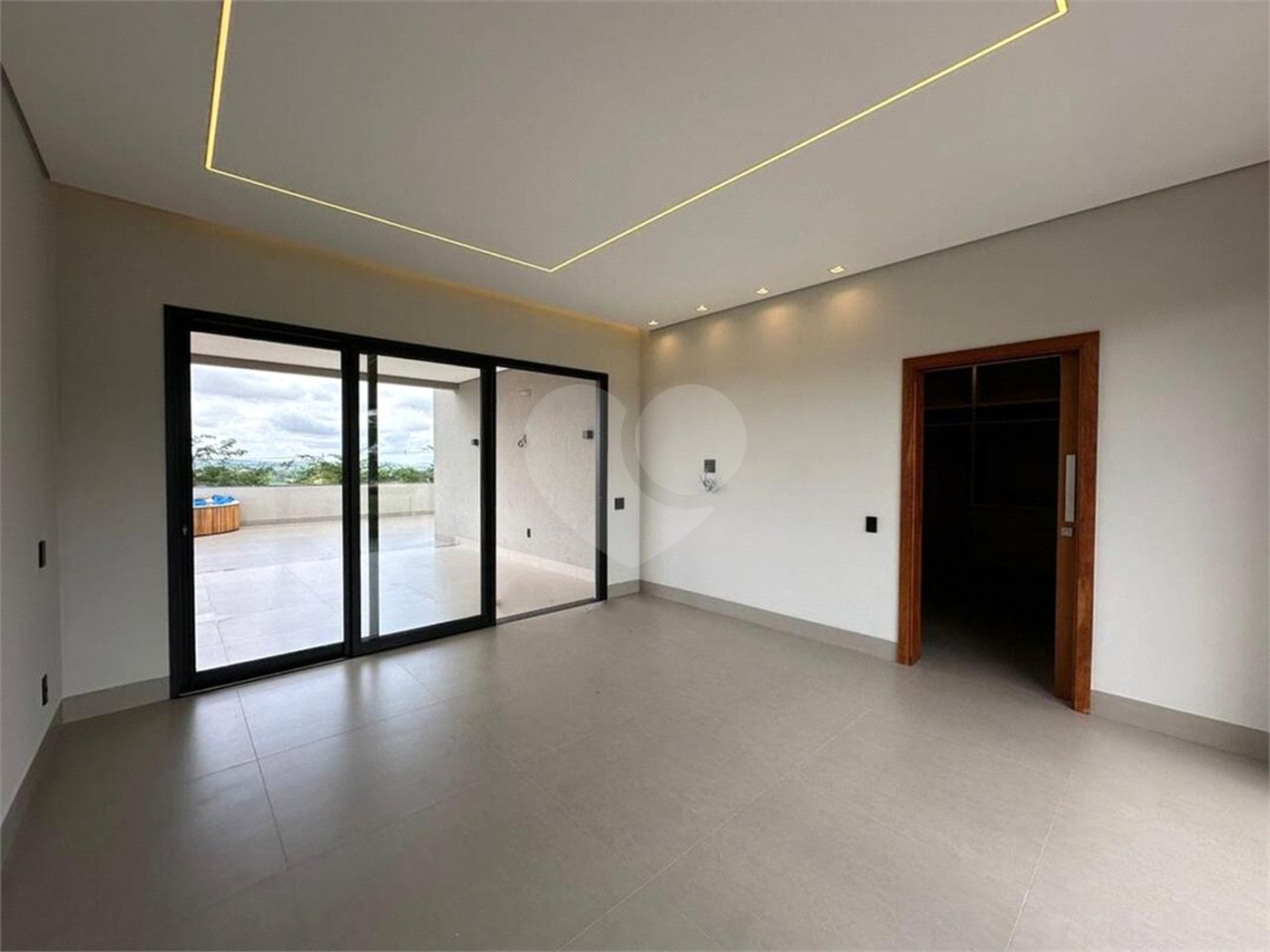 Casa à venda com 4 suítes no condomínio Terras de Florença, Ribeirão Preto - SP