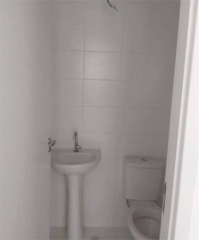 Apartamento à venda com 2 quartos em Parque Maria Helena, São Paulo, SP
