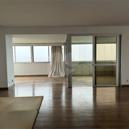 Apartamento à venda com 4 suítes em Jardim Marajoara, São Paulo, SP