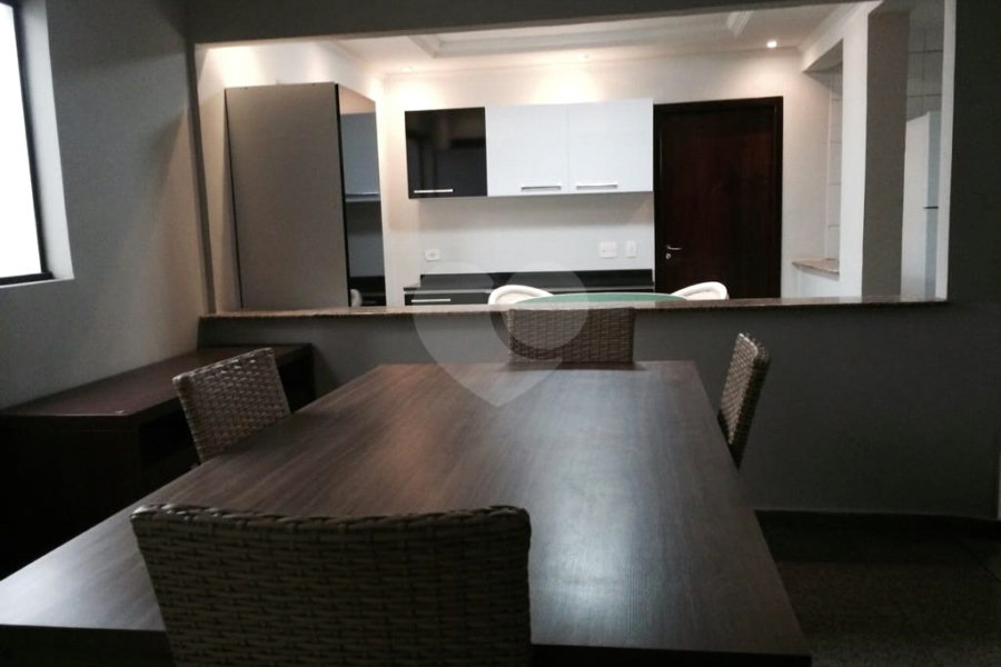 Sobrado à venda com 6 quartos, sendo 2 suítes, em Santana, São Paulo, SP