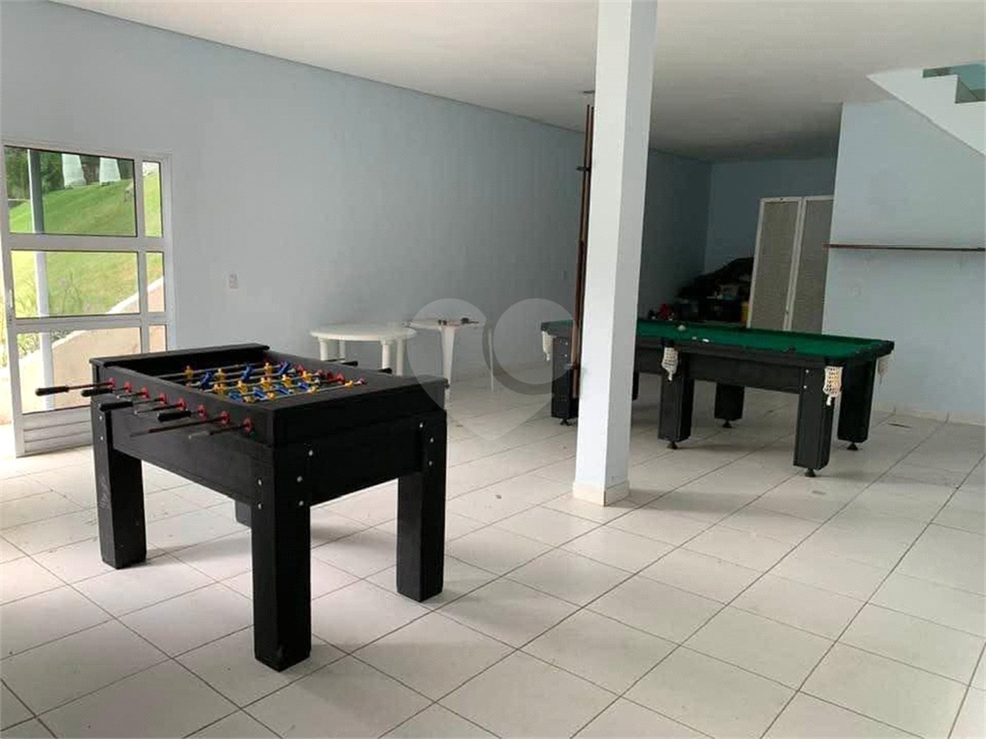 Chácara à venda ou para alugar com 5 quartos, sendo 4 suítes,  em Ouro Fino, Santa Isabel, SP