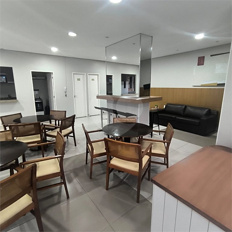 Apartamento à venda com 3 quartos, sendo 1 suíte,  em Cambuci, São Paulo, SP