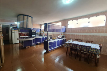 Casa Térrea à venda com 4 suítes em Interlagos, São Paulo, SP