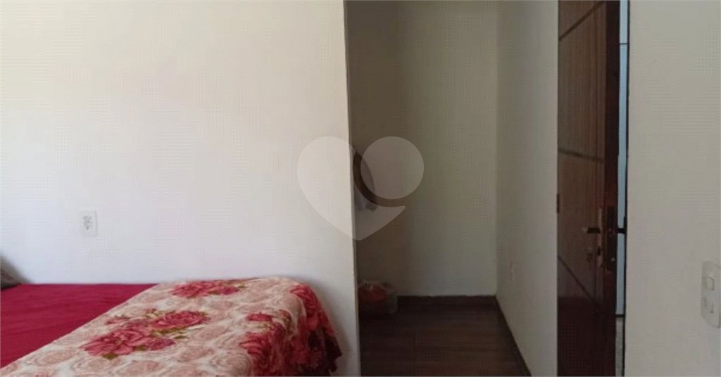 Chácara à venda com 4 quartos em Parque Maria Fernandes, São Paulo, SP