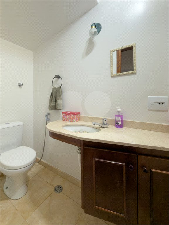 Casa de Vila à venda com 3 quartos, sendo 1 suíte, em Indianópolis, São Paulo, SP