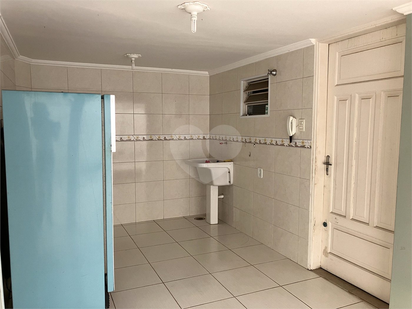 Casa Térrea à venda com 4 quartos, sendo 2 suítes, em Jardim Santa Rosália, Sorocaba, SP