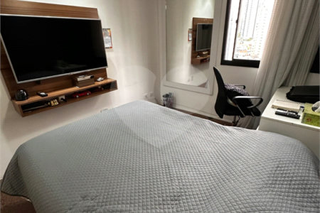 Apartamento à venda com 3 quartos, sendo 1 suíte, em Vila Regente Feijó, São Paulo, SP