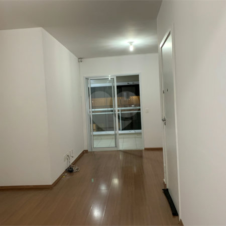 Apartamento à venda com 3 quartos, sendo 1 suíte, em Barra Funda, São Paulo, SP