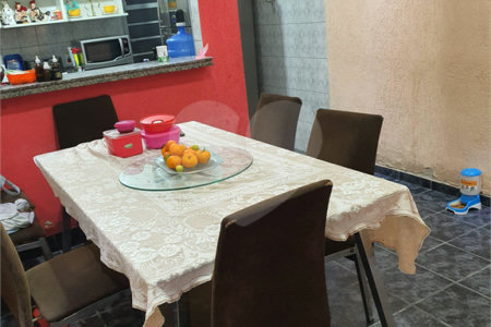 Sobrado à venda com 2 quartos, sendo 1 suíte, em Jardim Meliunas, São Paulo, SP