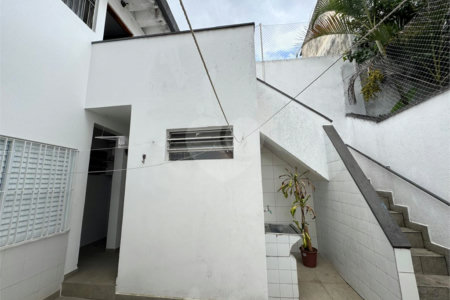 Casa Térrea à venda com 3 quartos, sendo 1 suíte,  em Vila Madalena, São Paulo, SP