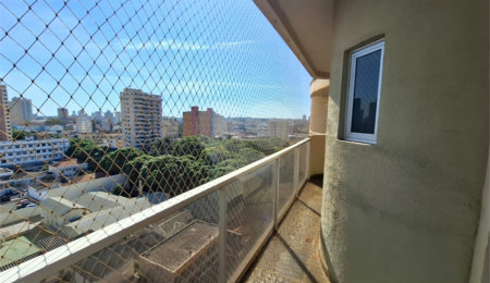 Apartamento à venda com 3 quartos, sendo 1 suíte,  no Centro, Araraquara, SP