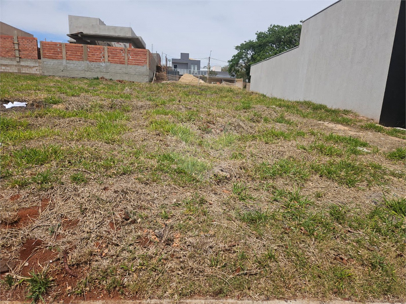 Terreno à venda no condomínio Bela Vitta, Araraquara - SP