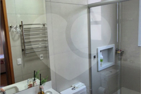 Apartamento à venda com 4 quartos, sendo 2 suítes,  no Centro, Mogi das Cruzes, SP