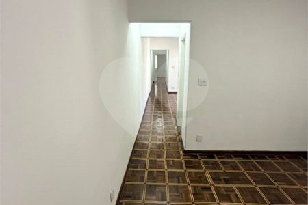 Casa Térrea à venda ou para alugar com 2 suítes em Alvinópolis, Atibaia, SP