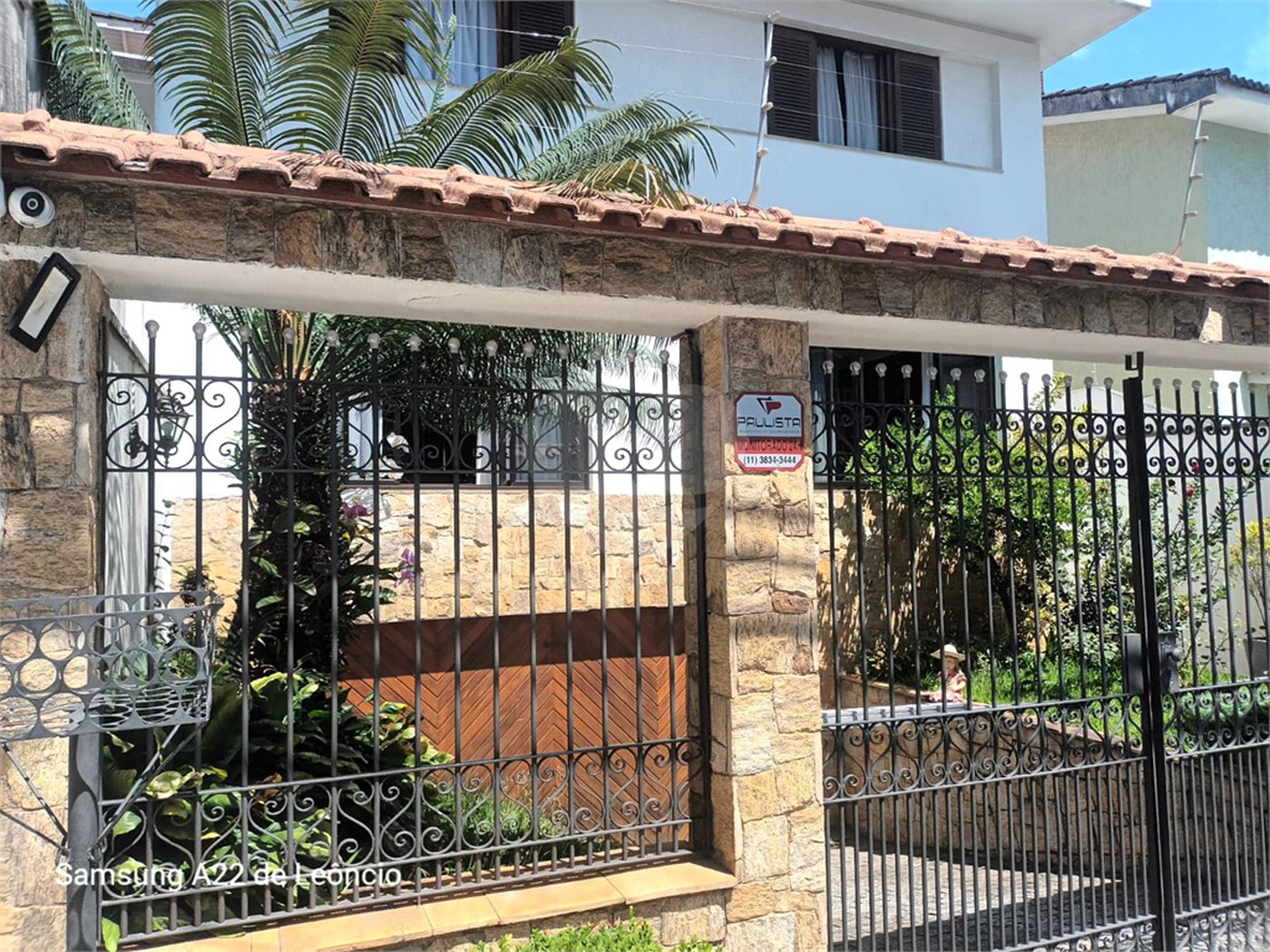 Sobrado à venda com 4 quartos, sendo 1 suíte, em Tremembé, São Paulo, SP