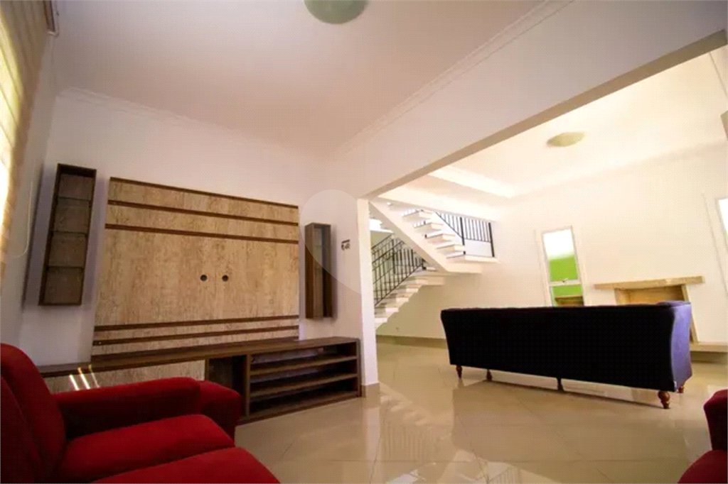 Casa à venda com 4 quartos, sendo 3 suítes,  no condomínio Altos da Serra Vi, São José dos Campos - SP