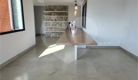Apartamento à venda ou para alugar com 3 quartos, sendo 2 suítes,  em Vila Romana, São Paulo, SP