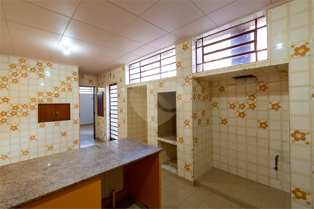Casa à venda com 4 quartos, sendo 2 suítes, em Perdizes, São Paulo, SP