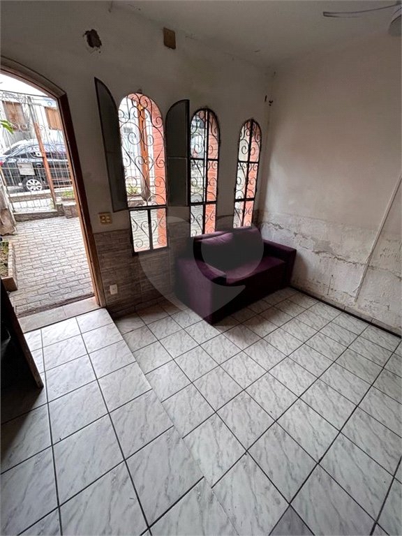 Sobrado à venda com 3 quartos em Água Fria, São Paulo, SP