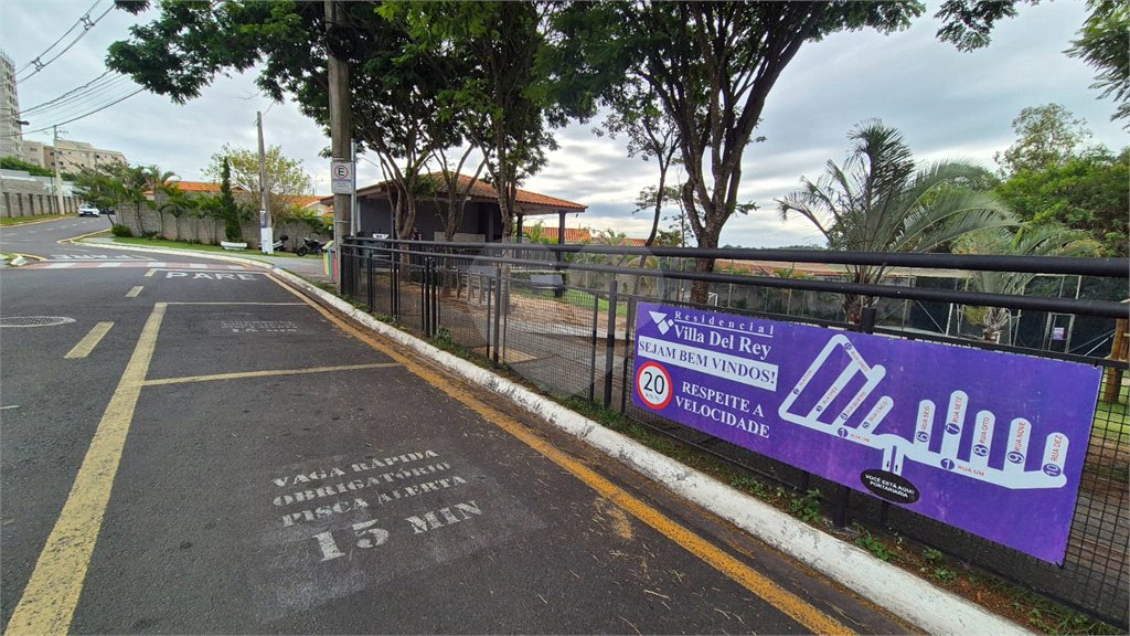 Casa à venda com 2 quartos no condomínio Del Rey, Sorocaba - SP