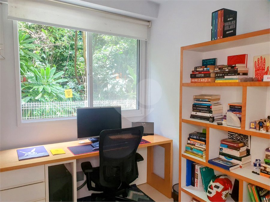 Apartamento à venda com 3 quartos, sendo 1 suíte, em Humaitá, Rio de Janeiro, RJ