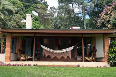 Casa à venda com 4 quartos, sendo 2 suítes, no condomínio Chacara Marques, Santana de Parnaíba - SP
