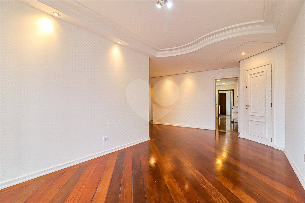 Apartamento à venda com 4 quartos, sendo 3 suítes, em Brooklin Paulista, São Paulo, SP