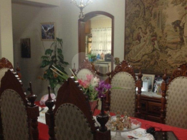 Casa à venda com 4 quartos, sendo 3 suítes,  em Vila Paiva, São Paulo, SP