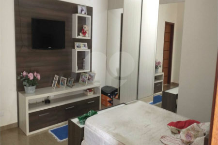 Casa para alugar com 3 quartos, sendo 1 suíte, no condomínio Portal dos Ipês, Indaiatuba - SP