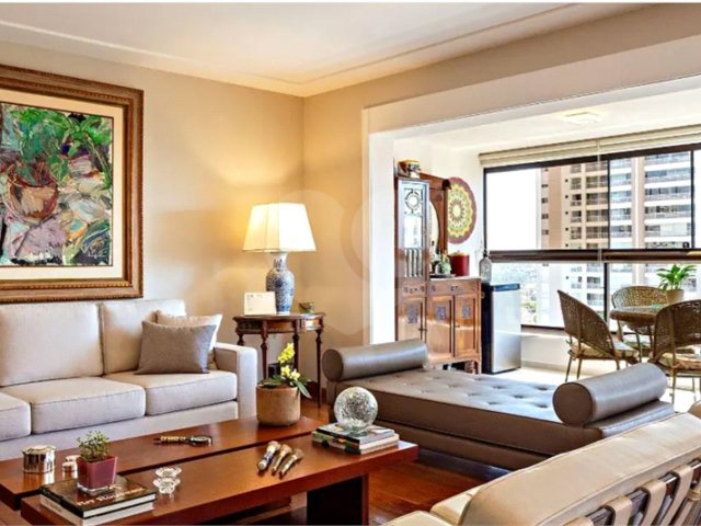 Apartamento à venda com 4 quartos, sendo 3 suítes,  em Vila Sônia, São Paulo, SP