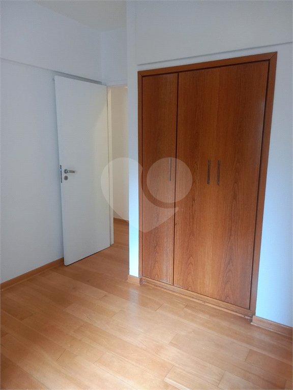 Apartamento à venda com 3 quartos, sendo 1 suíte, em Pinheiros, São Paulo, SP