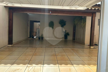 Casa Térrea à venda com 3 quartos, sendo 1 suíte, em Jardim Ouro Branco, Ribeirão Preto, SP