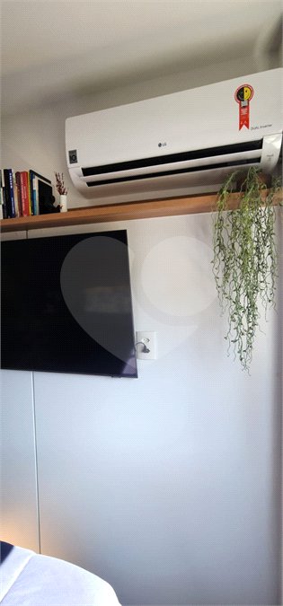 Apartamento à venda ou para alugar com 1 suíte em República, São Paulo, SP