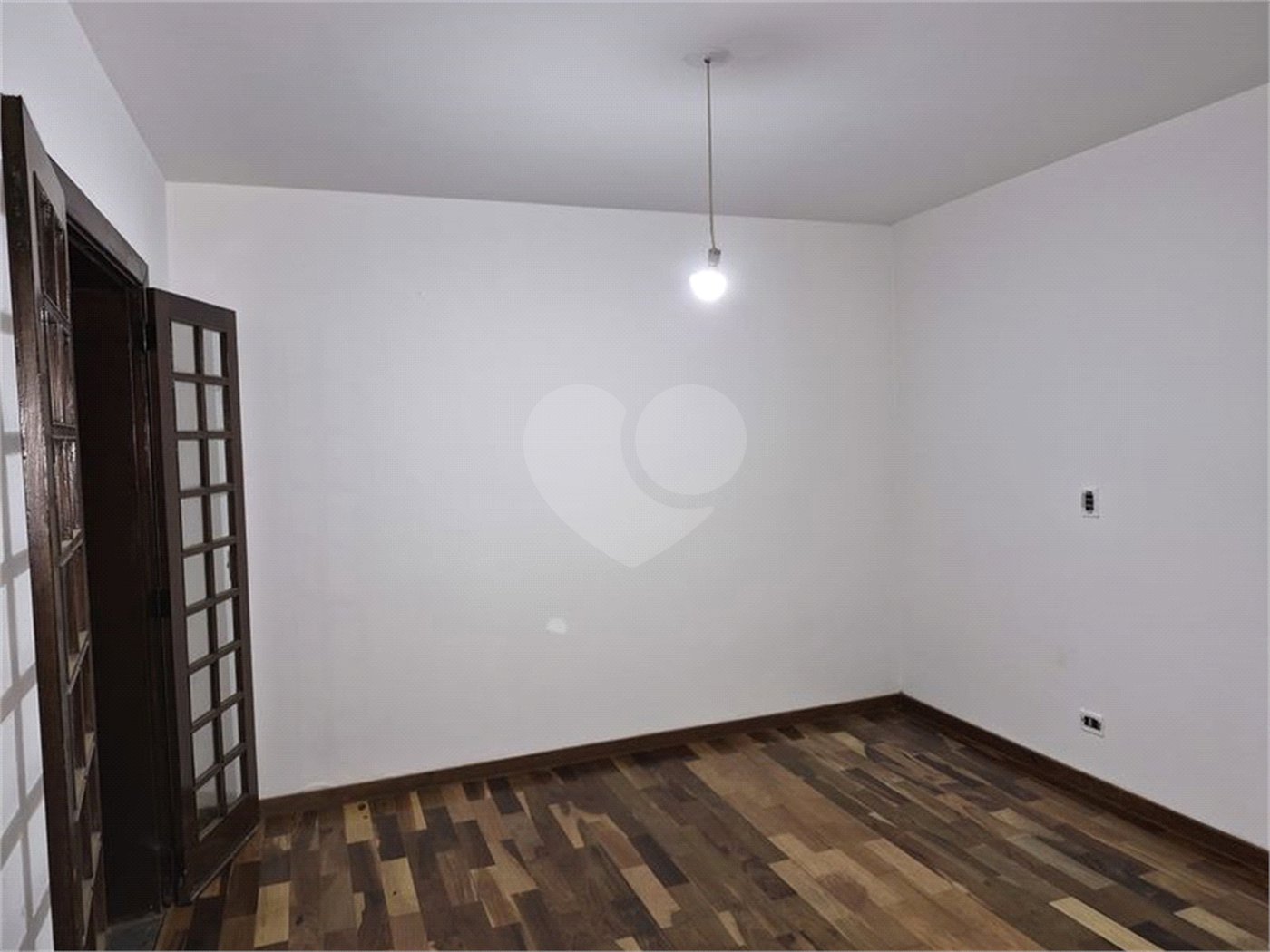 Casa à venda com 3 quartos, sendo 1 suíte,  em Serra da Cantareira, Mairiporã, SP