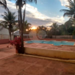 Casa Térrea com 3 dormitórios, sendo 1 suíte.