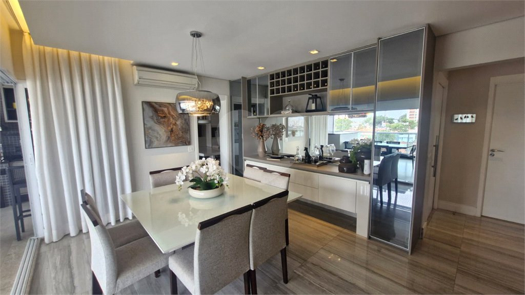 Apartamento à venda com 3 suítes em Santana, São Paulo, SP