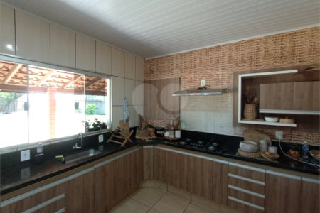 Casa à venda com 3 quartos, sendo 1 suíte,  em Estância Conceição, Itapetininga, SP