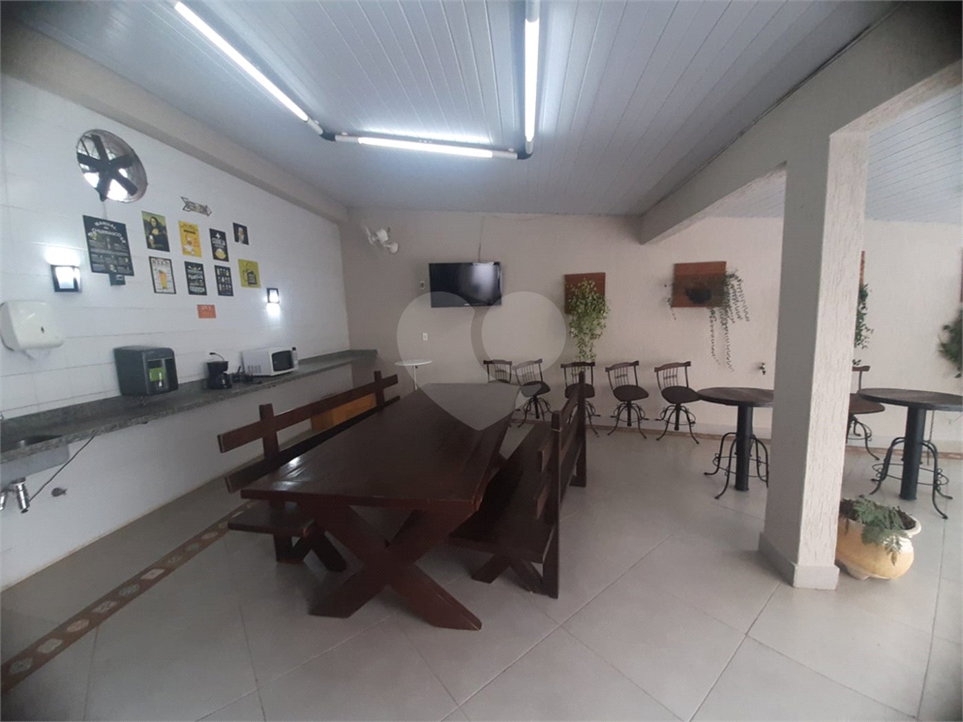 Apartamento à venda com 3 quartos, sendo 1 suíte, em Jardim São Paulo(zona Norte), São Paulo, SP
