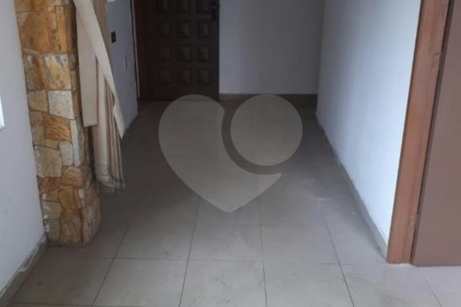 Sobrado à venda com 2 quartos em Tremembé, São Paulo, SP