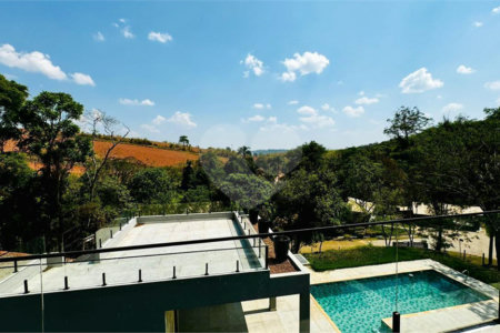 Casa à venda com 4 suítes no condomínio Associação Portal Ouro Verde, Atibaia - SP