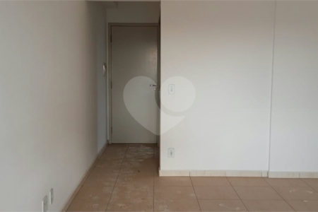 Apartamento à venda com 3 quartos, sendo 1 suíte,  em Picanço, Guarulhos, SP