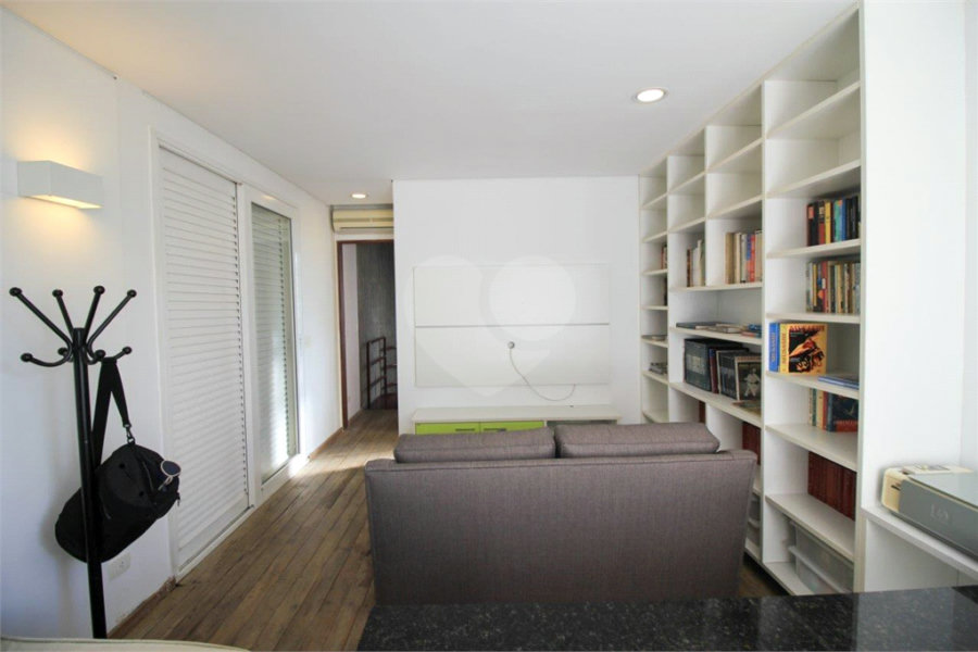 Casa à venda ou para alugar com 5 quartos, sendo 3 suítes,  em Vila Madalena, São Paulo, SP