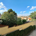 Casa à venda com 3 quartos, sendo 1 suíte, no condomínio Villaggio Tronchim, São Paulo - SP