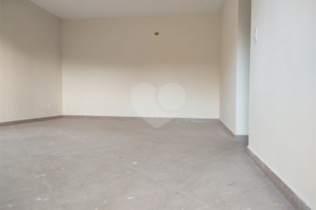 Sobrado à venda com 3 quartos, sendo 1 suíte, em Chácaras Maringá, Atibaia, SP