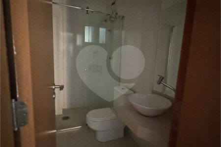 Triplex à venda ou para alugar com 3 quartos, sendo 1 suíte, em Santana, São Paulo, SP