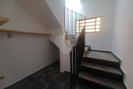 Sobrado à venda com 4 quartos em Vila Maria Alta, São Paulo, SP