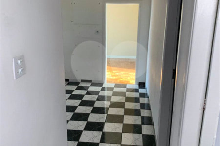 Casa à venda com 4 quartos, sendo 2 suítes,  no Centro, Mairinque, SP