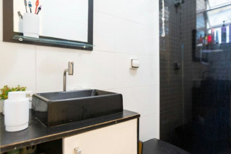 Apartamento com 2 dormitórios à venda, 65 m² por R$ 410.000,00 - Embaré - Santos/SP